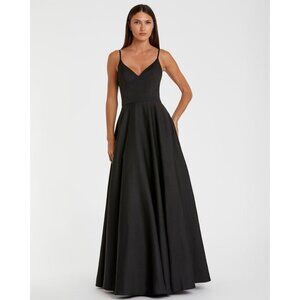 Mac Duggal Size 8 Black V-Neck Formal Evening Dress Ball Gown A-Line $398 New